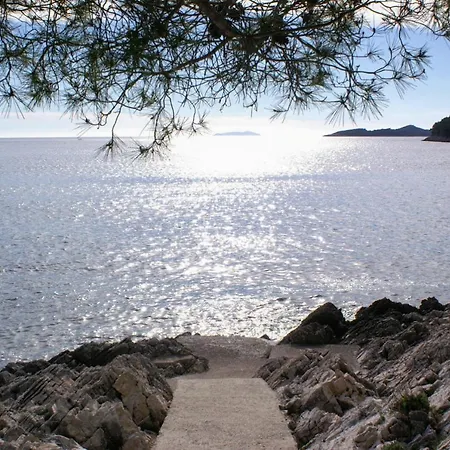 By The Sea Brna, Korcula - 4478