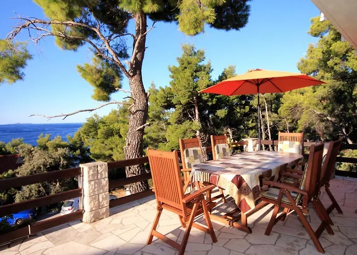 By The Sea Brna, Korcula - 4478 * Смоквица